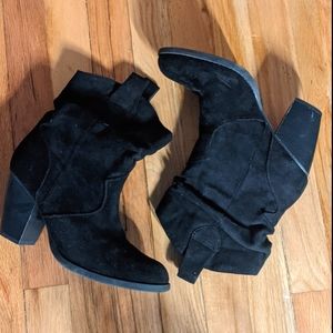 Shoedazzle booties